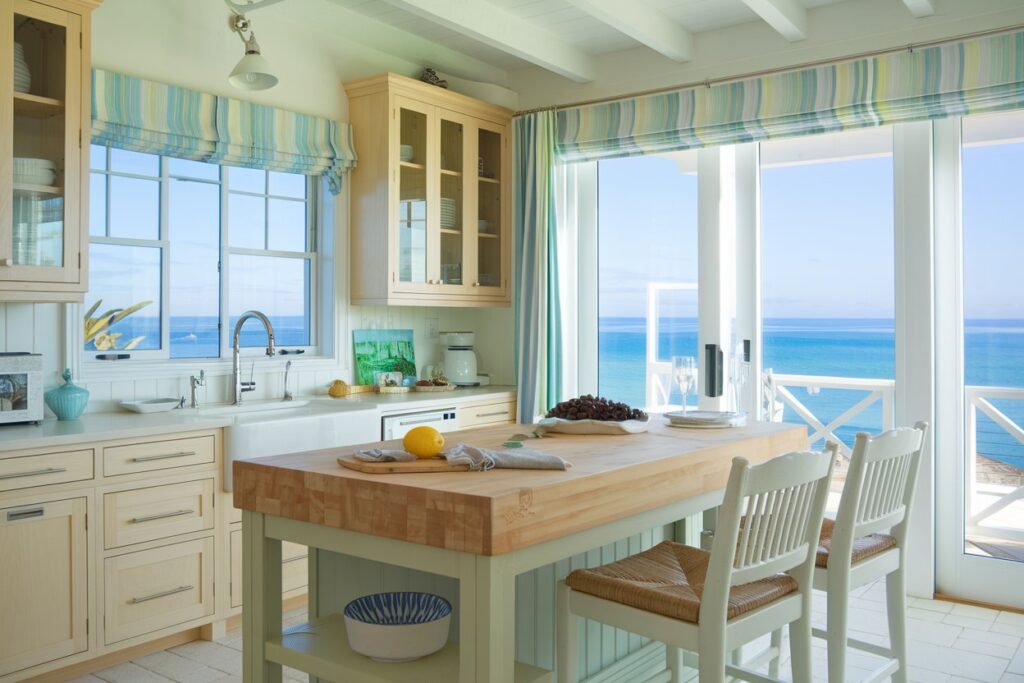 15 Coastal Kitchens With Wooden Cabinets You Will Love! – My Kitchen Inspo